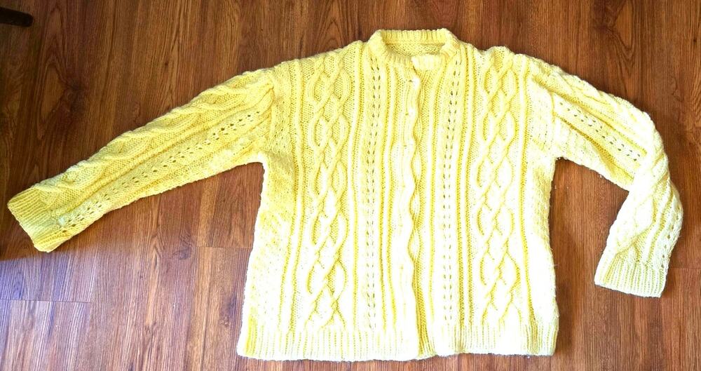 Handmade Grannycore Butter Yellow Coastal Grandma sweater Size XL Cabincore